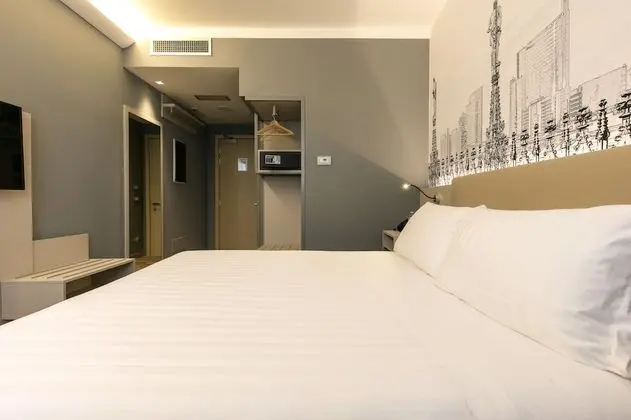 Superior Tek Büyük Yataklı Oda