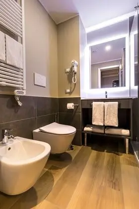 Superior Tek Büyük Yataklı Oda