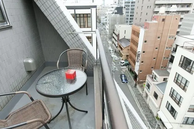 Family Oda, Balkon