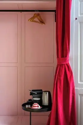Comfort Tek Büyük Yataklı Oda