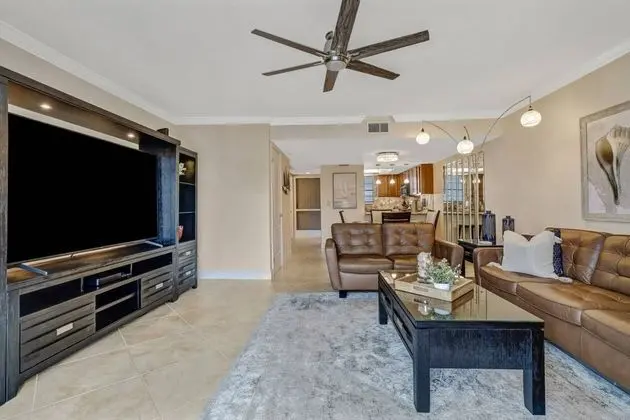 Daire (4541 Bay Beach Ln #345)