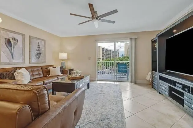 Daire (4541 Bay Beach Ln #345)
