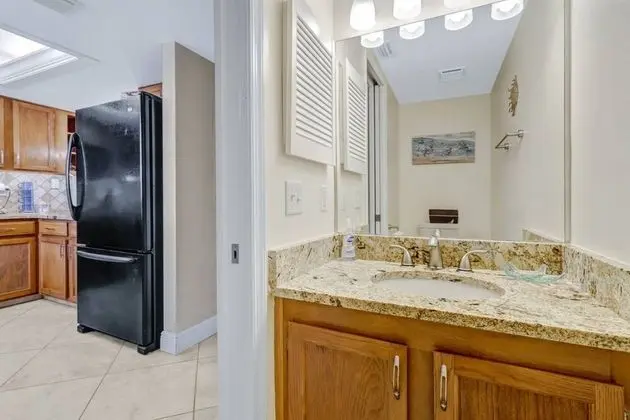 Daire (4541 Bay Beach Ln #345)