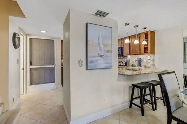 Daire (4541 Bay Beach Ln #345)