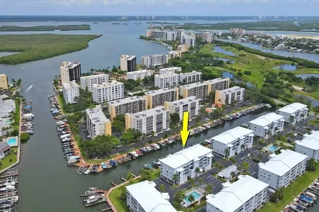 Daire (4541 Bay Beach Ln #345)