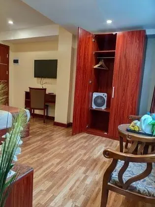 Basic Tek Büyük Yataklı Oda
