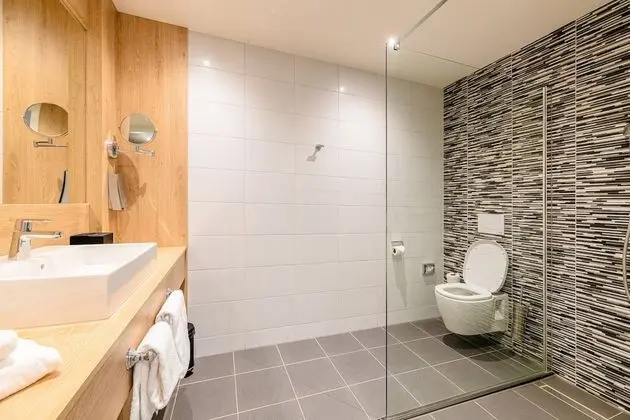 Deluxe Tek Büyük Yataklı Oda, Balkon