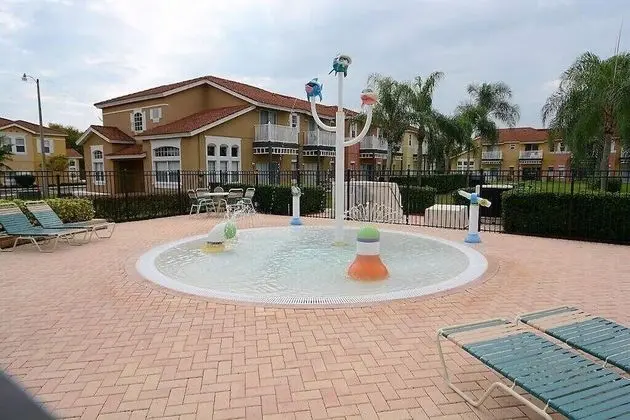 Ev (4611 5-Bedroom Pool Home, Lake Berkle)