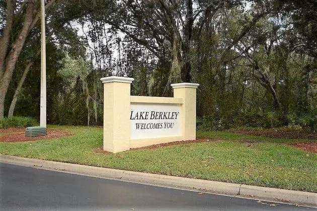 Ev (4611 5-Bedroom Pool Home, Lake Berkle)
