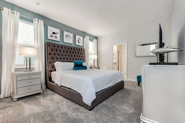 Ev (4629TARGET 9 BR Villa With Games Room)