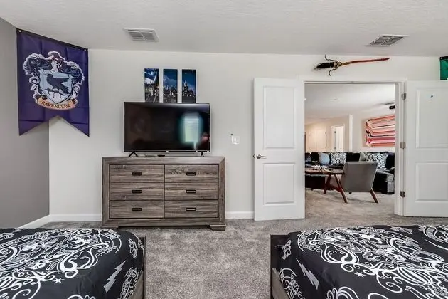 Ev (4629TARGET 9 BR Villa With Games Room)