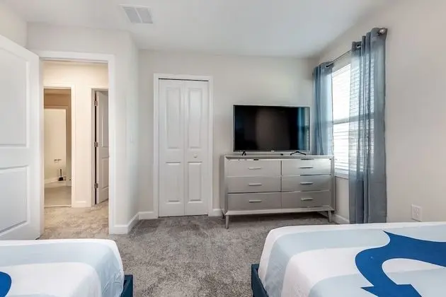 Ev (4629TARGET 9 BR Villa With Games Room)