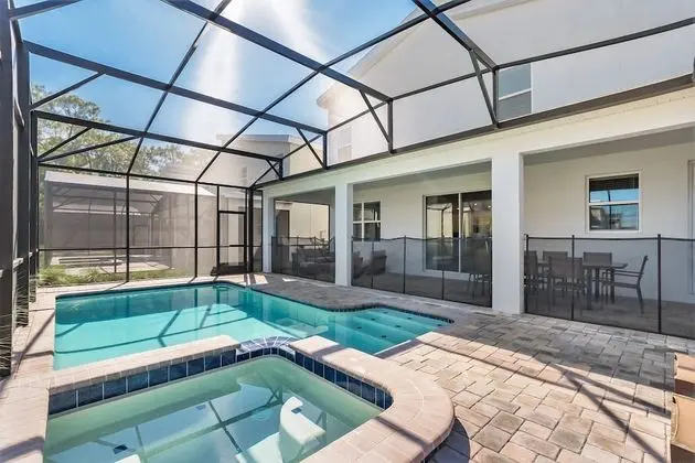 Ev (4629TARGET 9 BR Villa With Games Room)