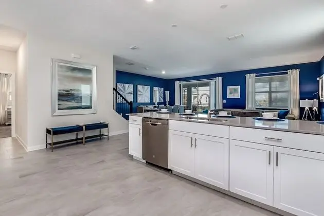 Ev (4629TARGET 9 BR Villa With Games Room)