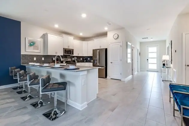 Ev (4629TARGET 9 BR Villa With Games Room)