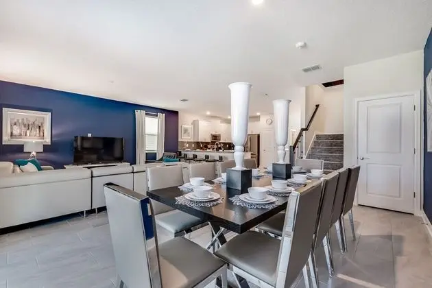 Ev (4629TARGET 9 BR Villa With Games Room)