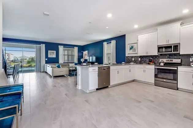 Ev (4629TARGET 9 BR Villa With Games Room)