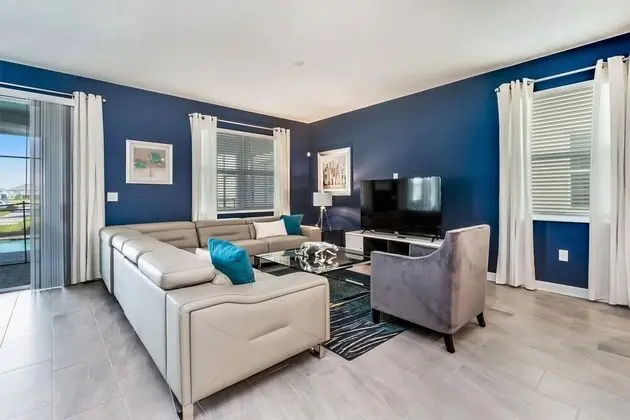 Ev (4629TARGET 9 BR Villa With Games Room)