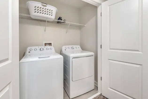 Ev (4629TARGET 9 BR Villa With Games Room)