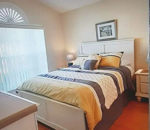 Ev (4630 4 Bedroom Private Pool Home, Cum)