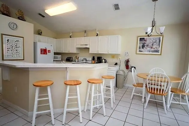 Ev (4630 4 Bedroom Private Pool Home, Cum)