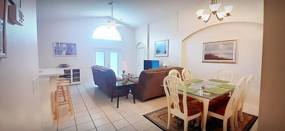 Ev (4630 4 Bedroom Private Pool Home, Cum)