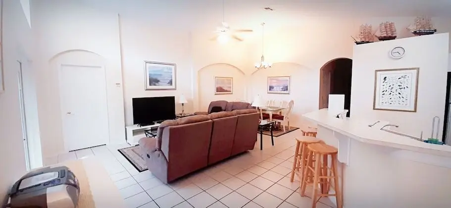 Ev (4630 4 Bedroom Private Pool Home, Cum)