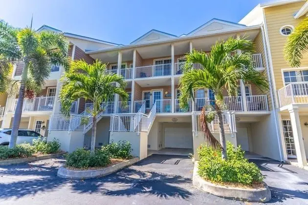 Apart Daire (464 Little Harbor)