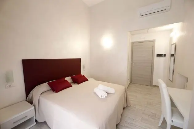 Tek Büyük Yataklı Oda, Balkon