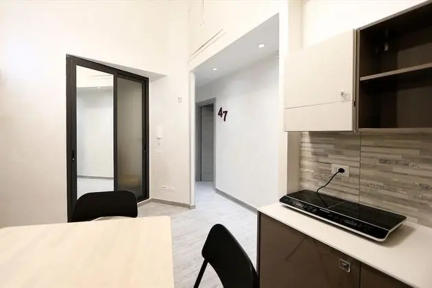 Tek Büyük Yataklı Oda, Balkon