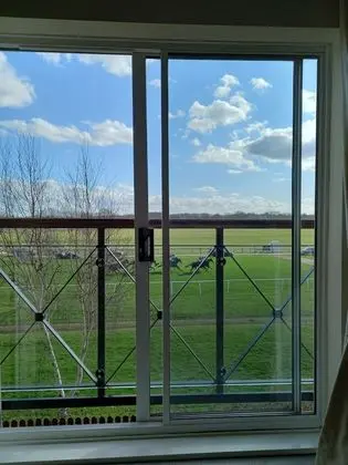 Ev (47 Wetherby Way)