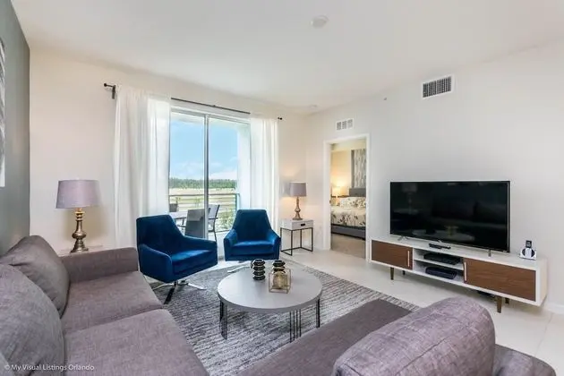 Ev (4714CT Amazing Story Lake Brand New C)