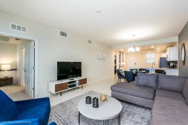Ev (4714CT Amazing Story Lake Brand New C)