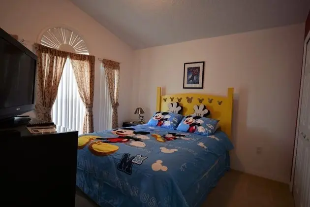 Ev (4726  4-Bedroom Pool Home,Cumbrian La)