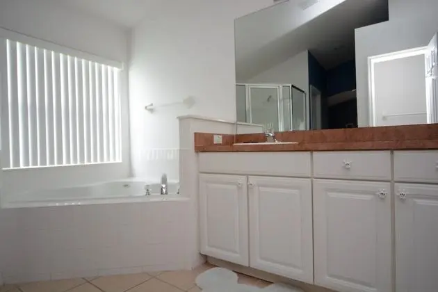Ev (4726  4-Bedroom Pool Home,Cumbrian La)