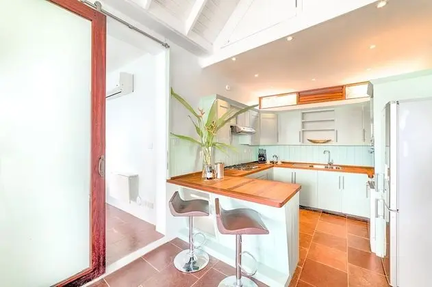Villa, 2 Bedrooms, Oceanfront.