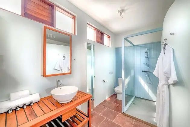 Villa, 2 Bedrooms, Oceanfront.