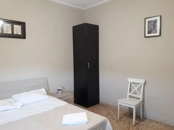 Tek Büyük Yataklı Oda, Banyolu/Duşlu