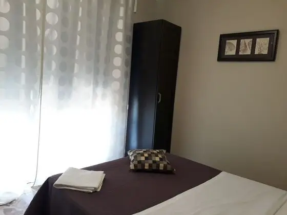 Üç Kişilik Oda, Ortak Banyo