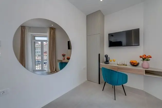 Comfort Tek Büyük veya İki Ayrı Yataklı Oda