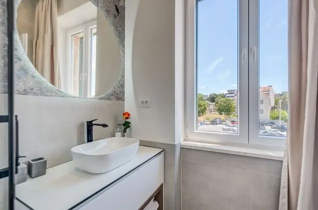 Tek Büyük veya İki Ayrı Yataklı Oda