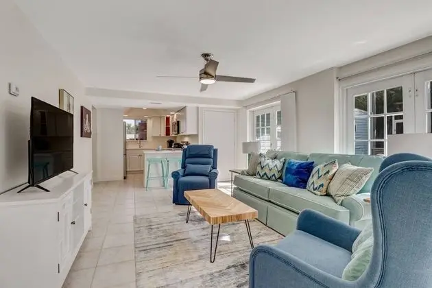 Daire (4811 Gary Rd-C)