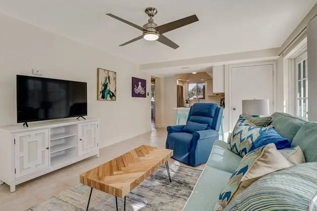 Daire (4811 Gary Rd-C)