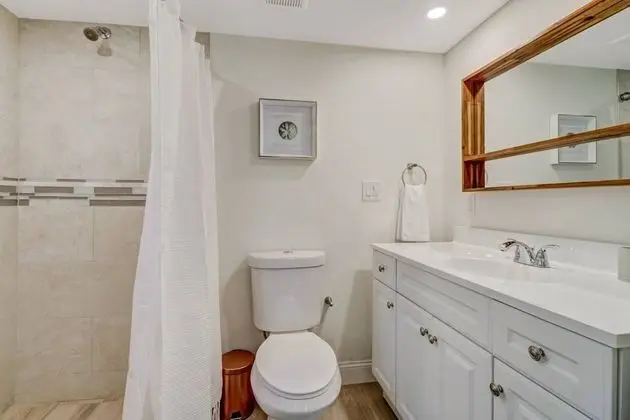 Daire (4811 Gary Rd-C)
