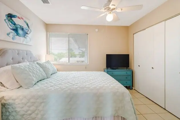 Daire (4811 Gary Rd-D)