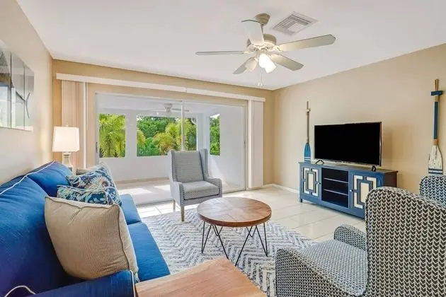 Daire (4811 Gary Rd-D)