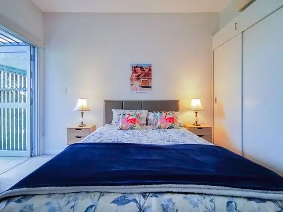 Basic Ev (5 Bedrooms)