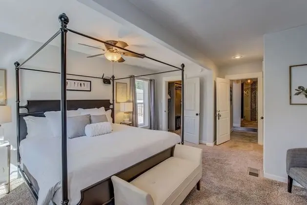 Ev (4 Bedrooms)