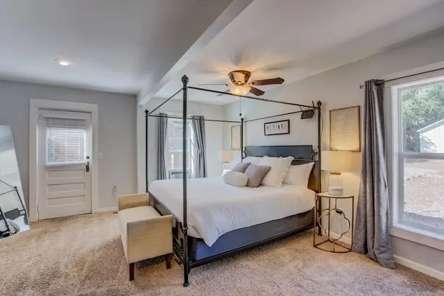 Ev (4 Bedrooms)