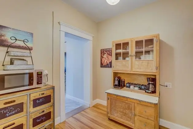 Ev (4 Bedrooms)